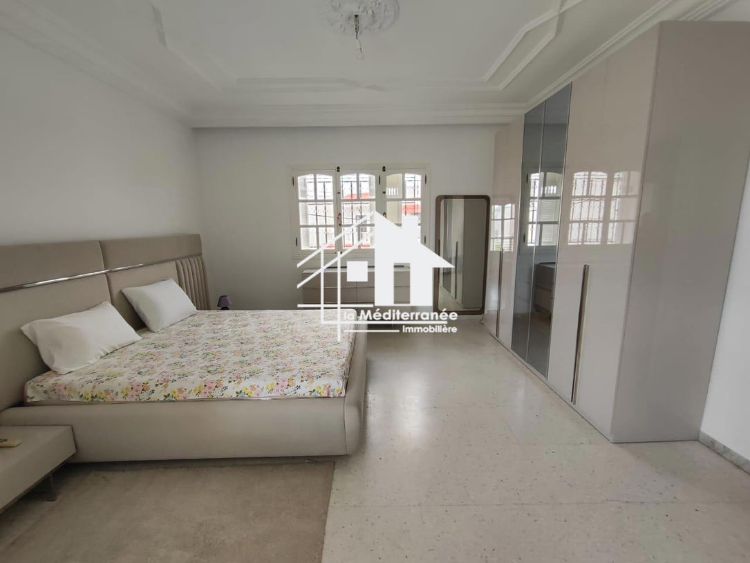 A louer une villa meublée à la soukra