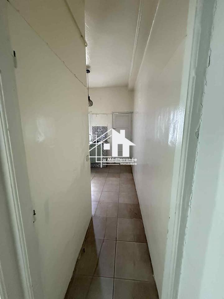 A louer appartement S+3 au Bardo