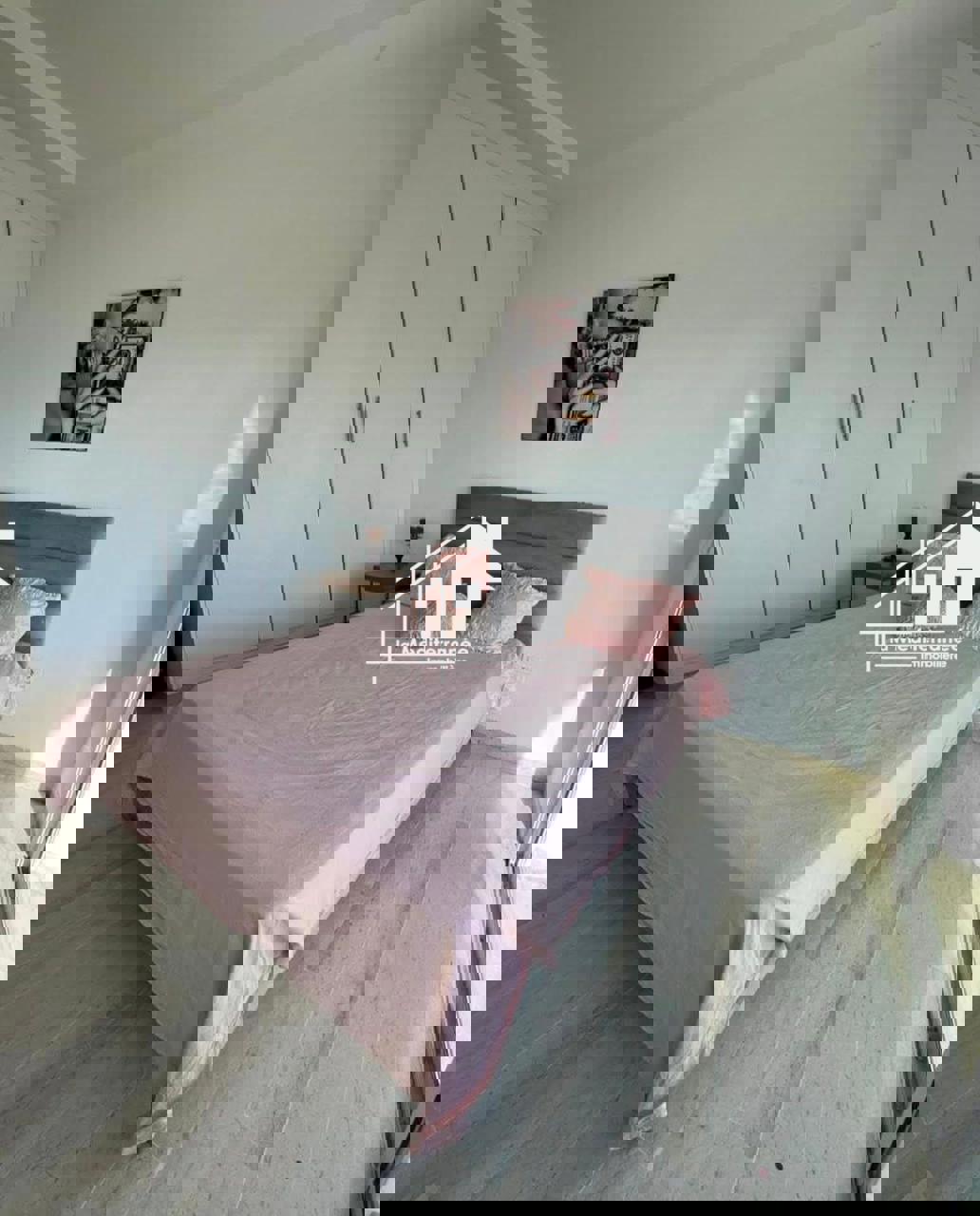 A louer un superbe s+2 meublé à chotrana 1