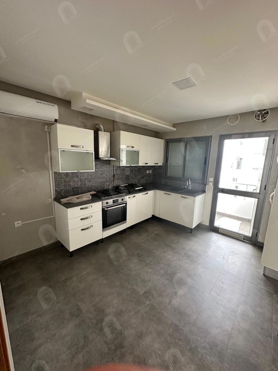 A louer s3 à la Soukra