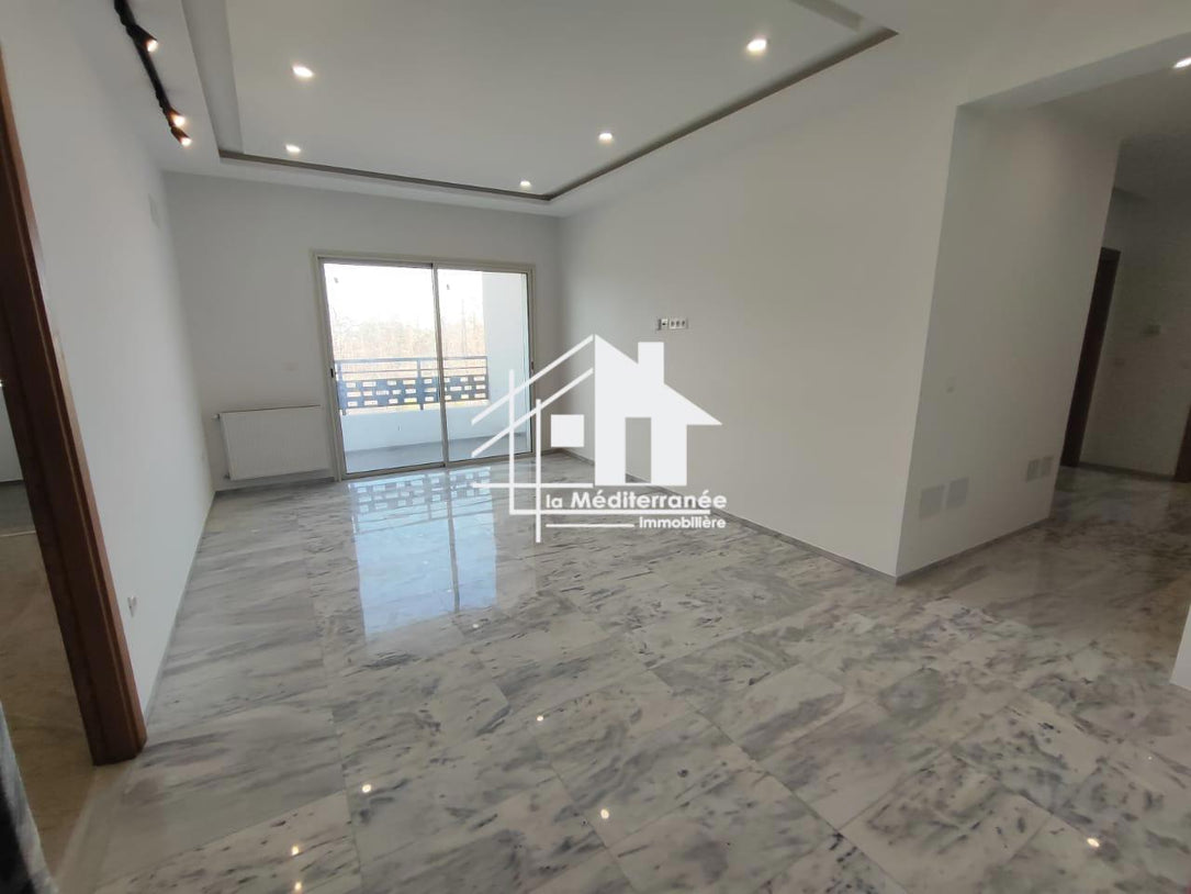 A louer un s+2 neuf à chotrana 1