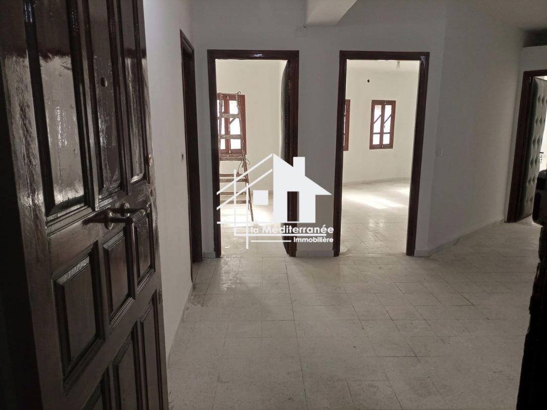 A louer bureau H+5 au centre ville, Tunis