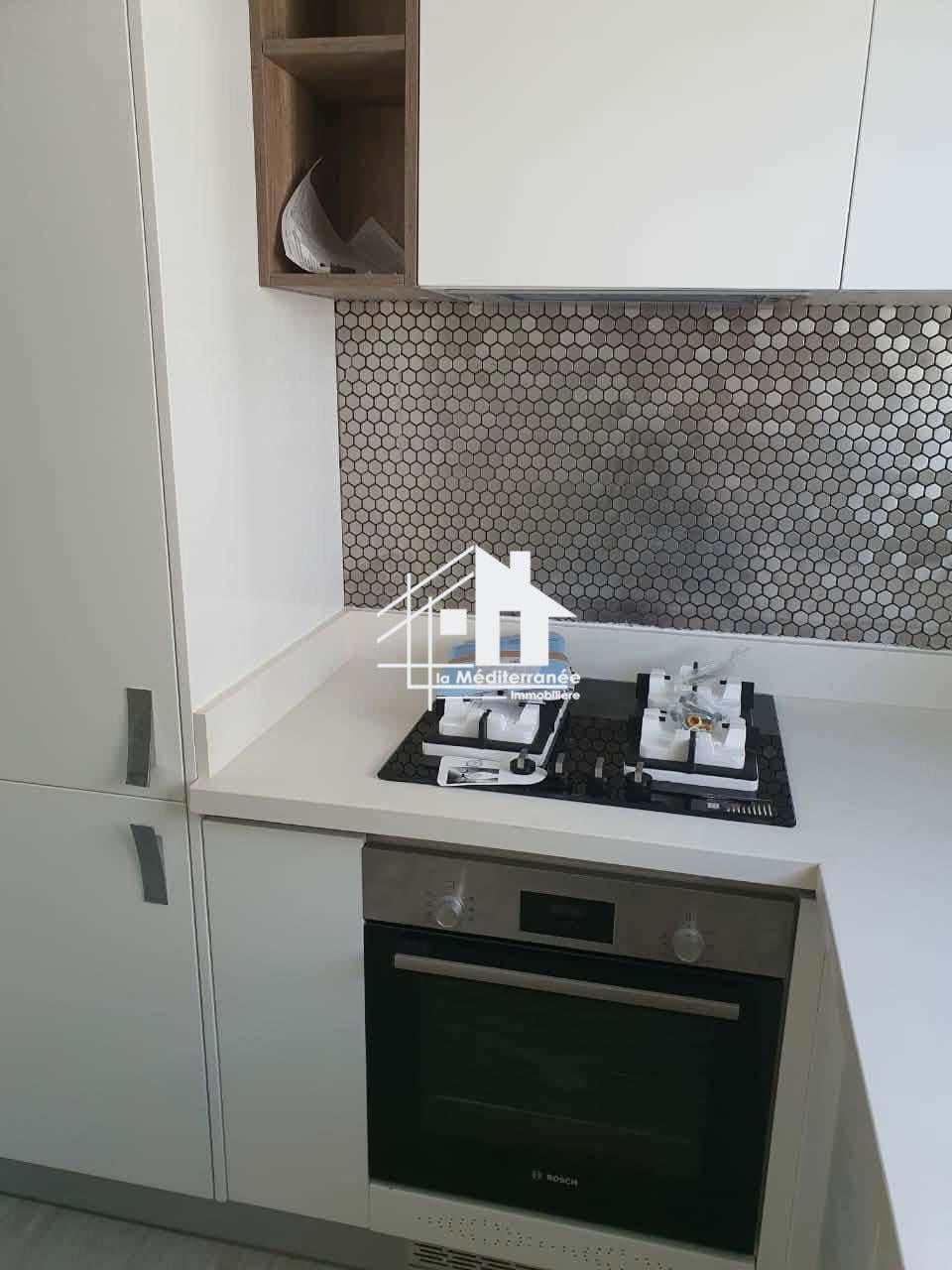 a louer un appartement s+1 meublé a El manzeh 9c