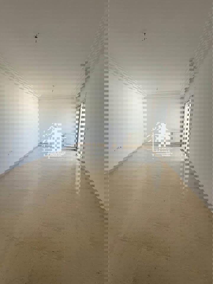 A vendre appartement s2 à Boumhel