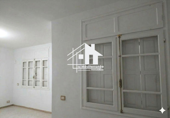 à vendre un appartement s+3 au Manar 2
