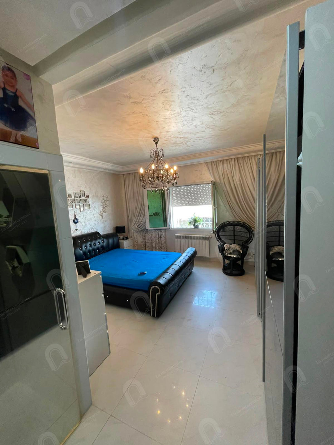 A vendre un appartement S+3 hst au bardo hedi chaker