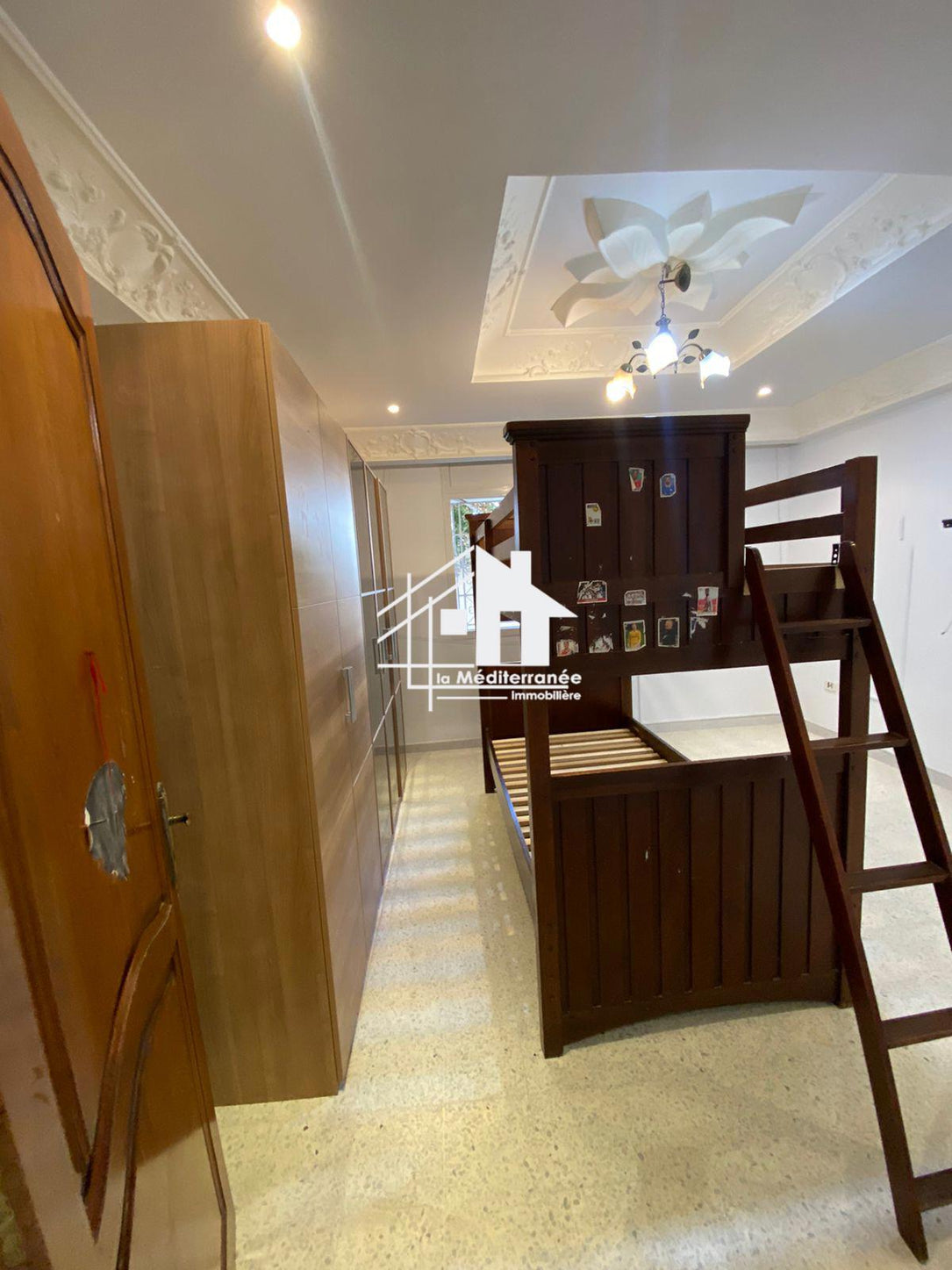 A louer étage de villa S+2 RDC