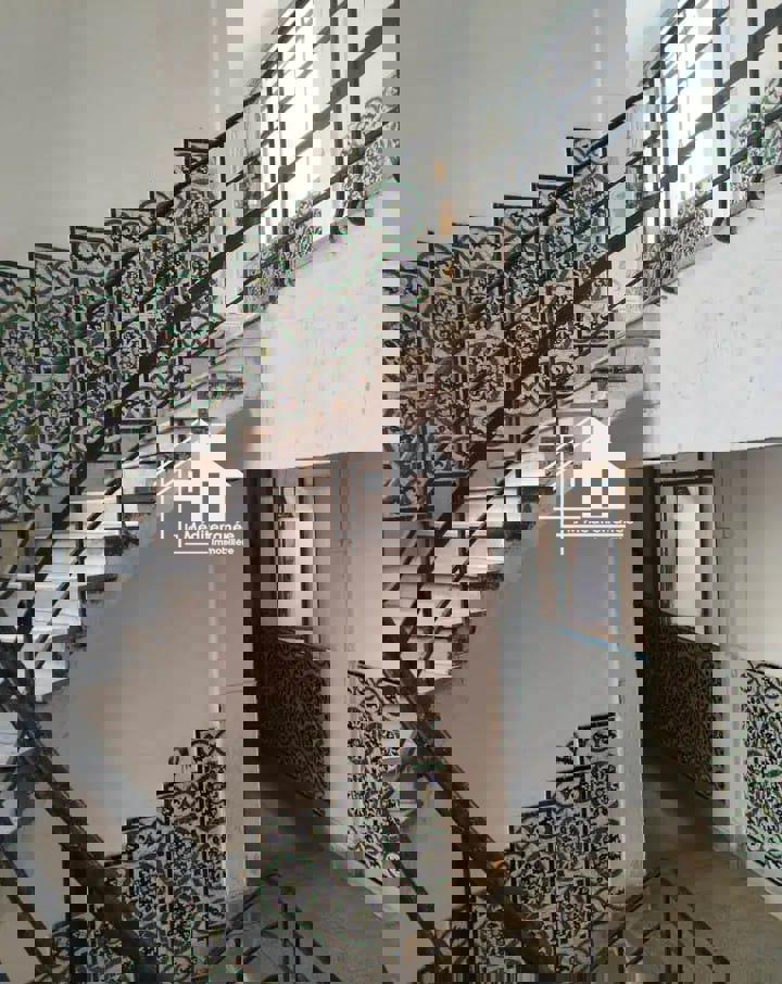 A vendre appartement S+2 à Hafsia, Tunis