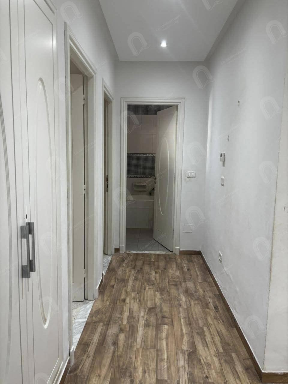 A louer un appartement s+2 à Manar 1
