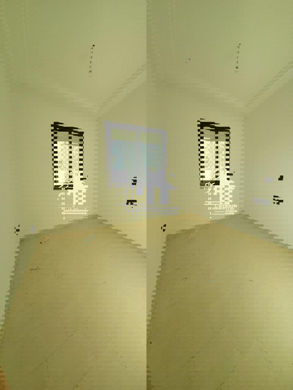 Bureau S+2 a Boumhel El Bassetine