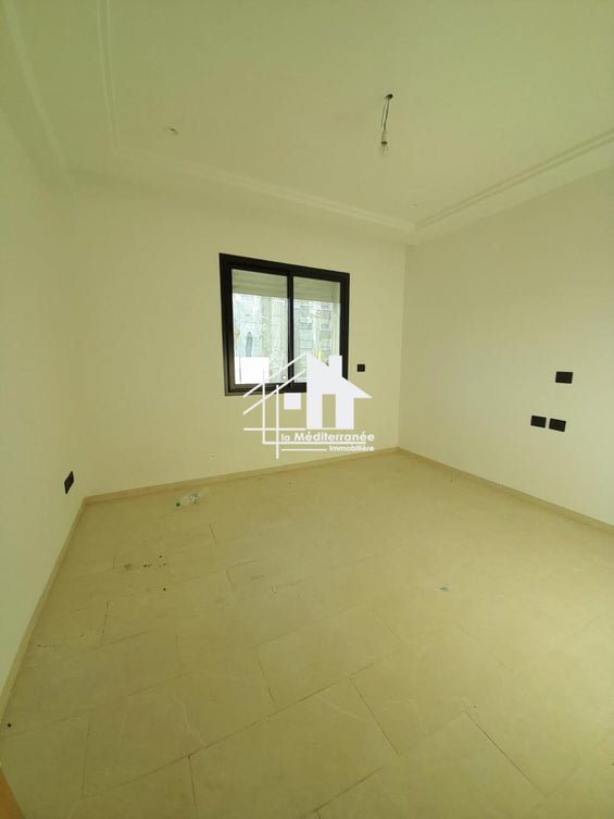 Bureau S+2 a Boumhel El Bassetine