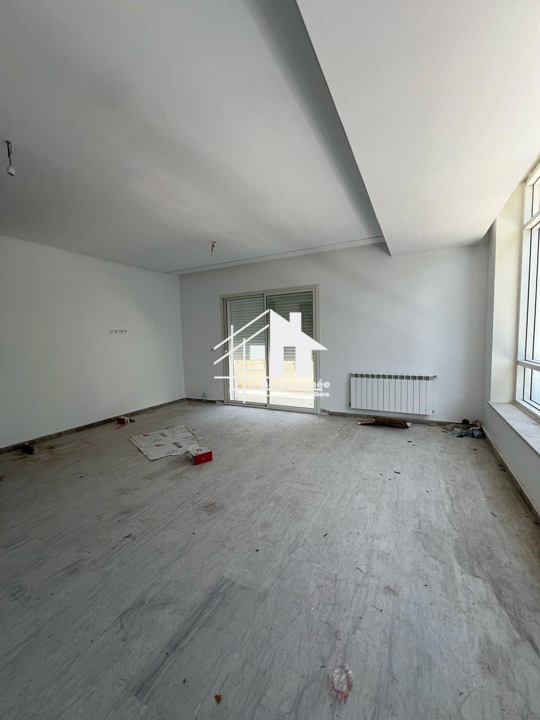 location des étages de villas s3 jamais habitée au Bardo