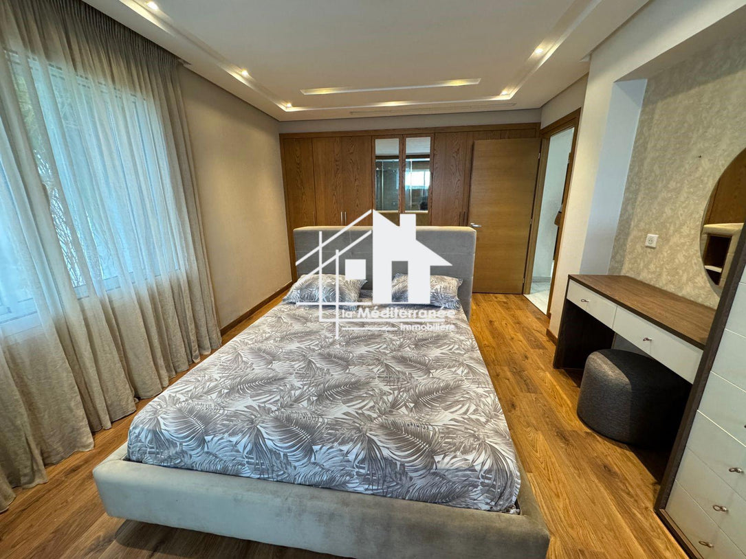 Une magnifique villa S+3 meublé avec jardin