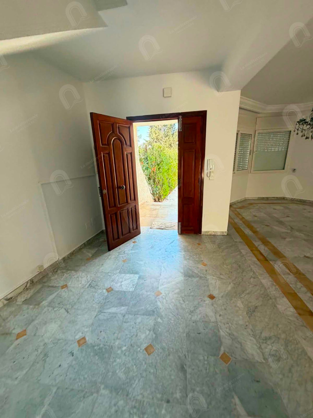 Un Duplex S+3 à louer aux les berges du lac 1