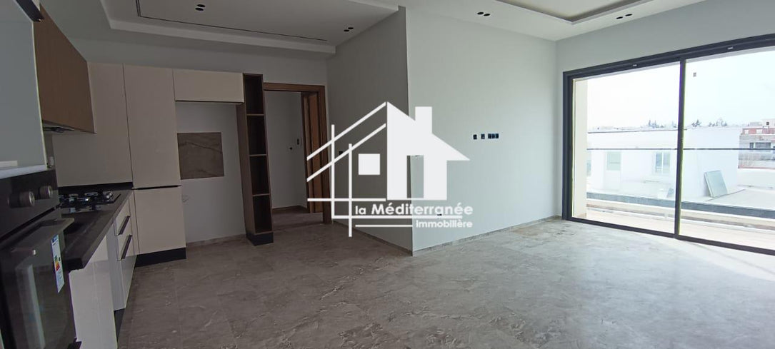 A vendre appartement S+2 à Chotrana 1