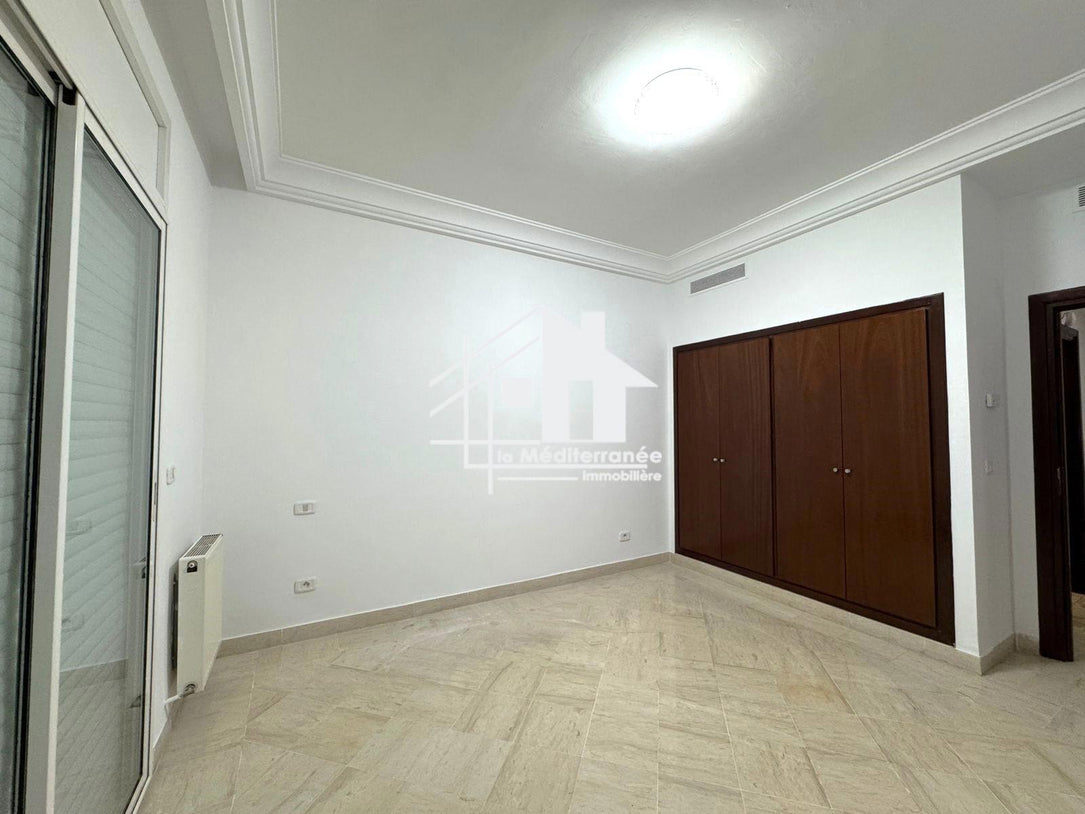 Appartement S+3 aux Berges Du Lac 2