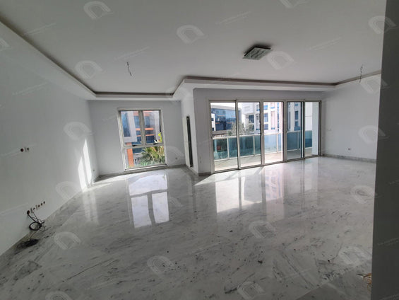 Appartement S+3 aux les berges du lac 2
