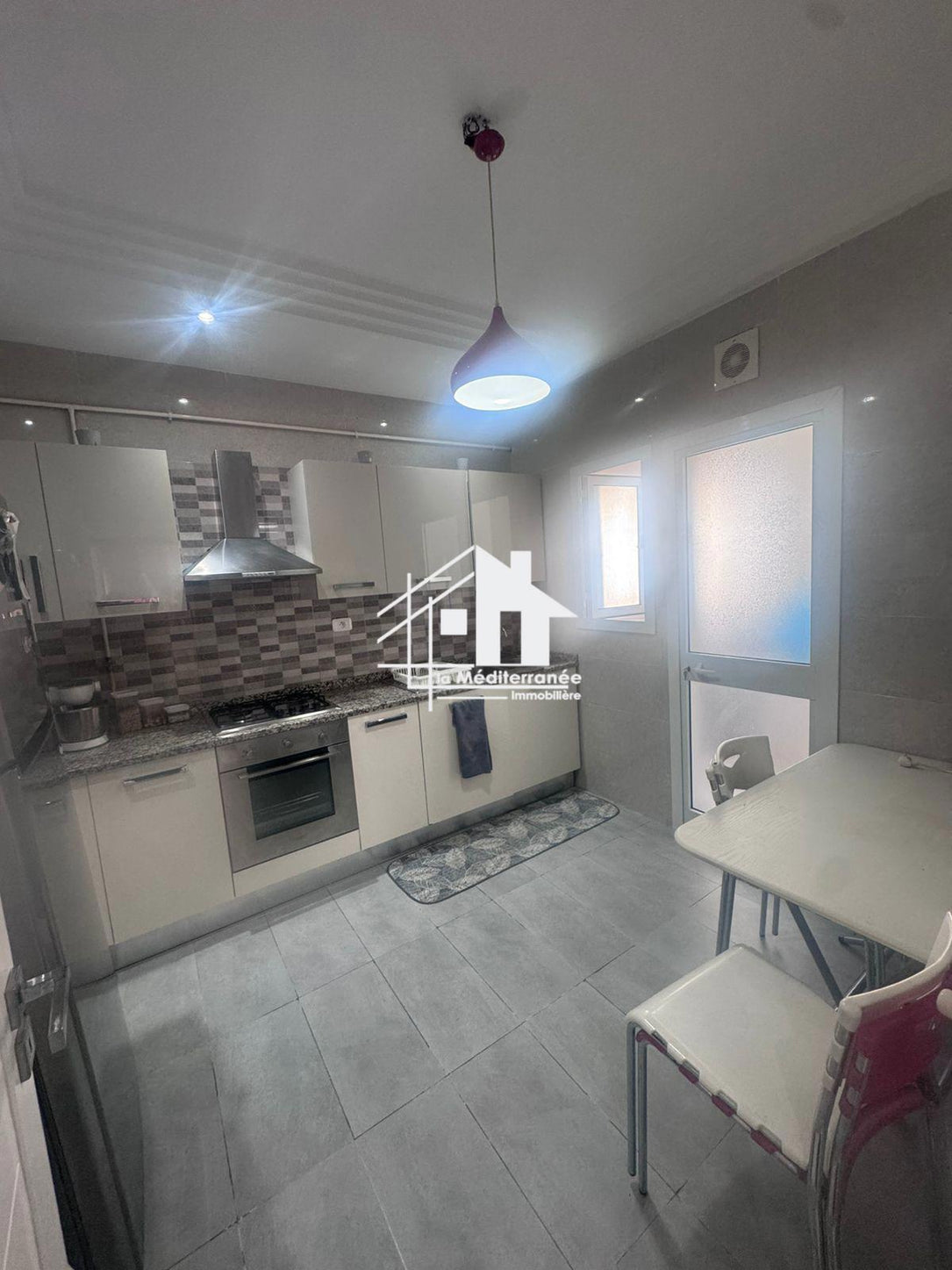 À louer un Appartement S+3 hst a manouba