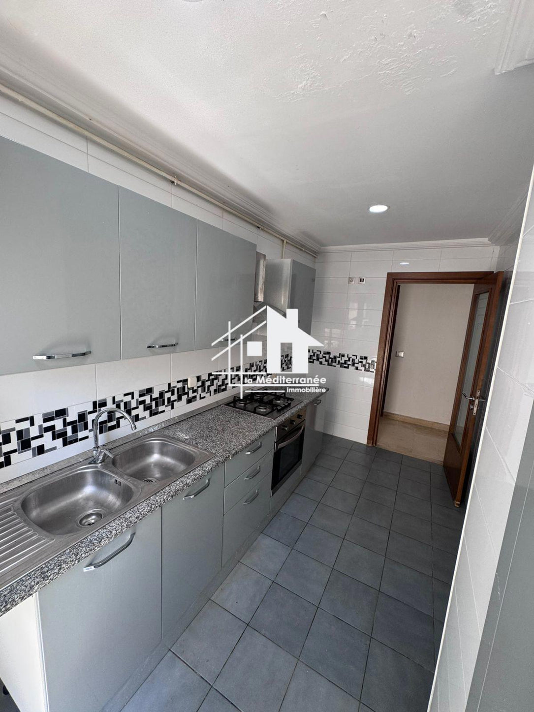 A louer appartement S+2 hst à manouba