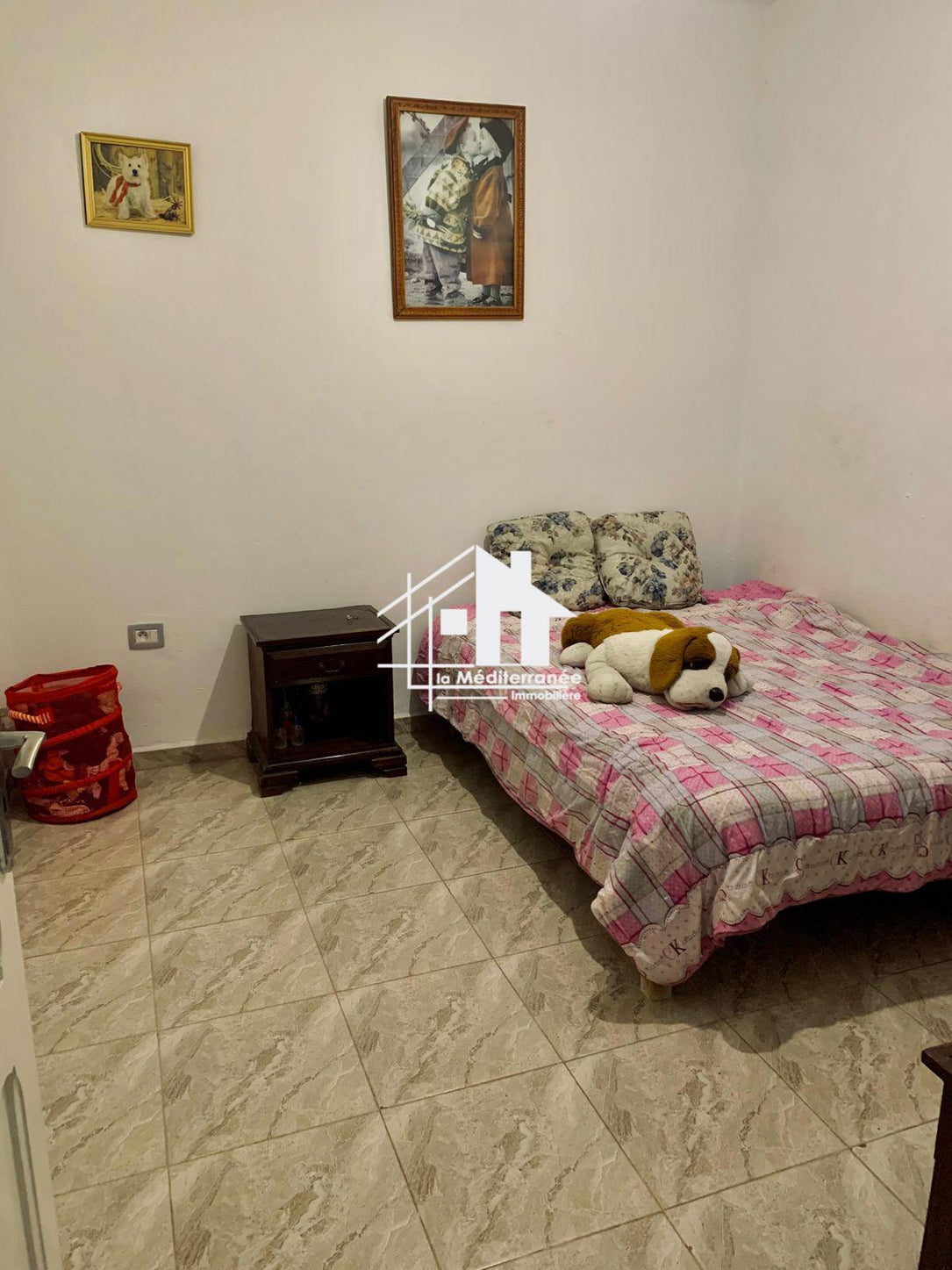 A vendre duplex S+4 à bayrem  etounsi