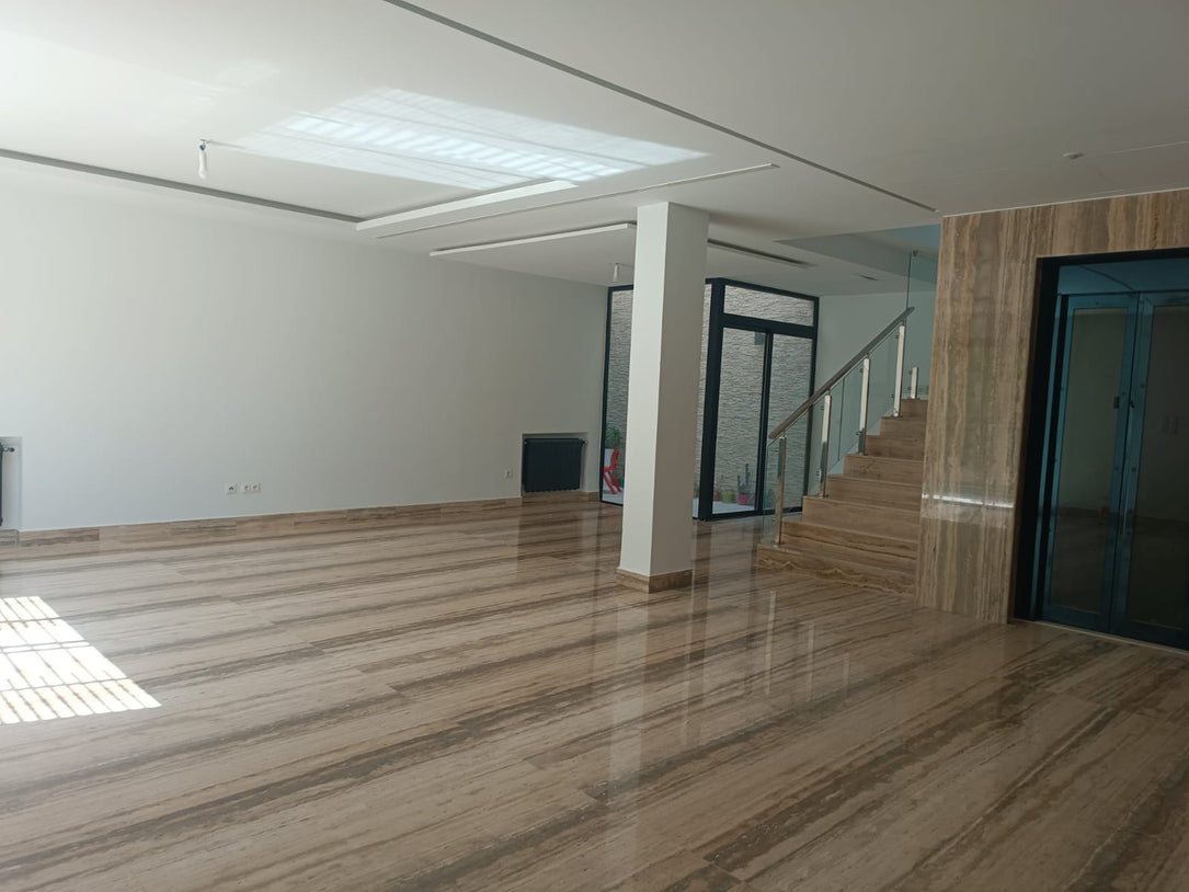 A louer un luxueuse villa àchotrana 1