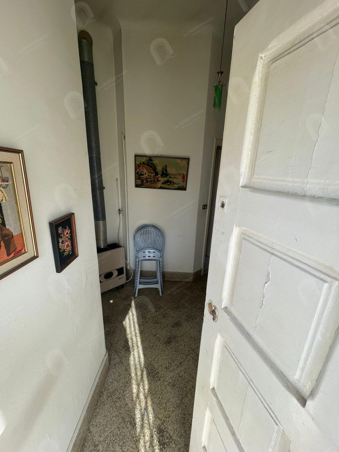 A vendre une villa 2S+1 indépendante  au bardo centre