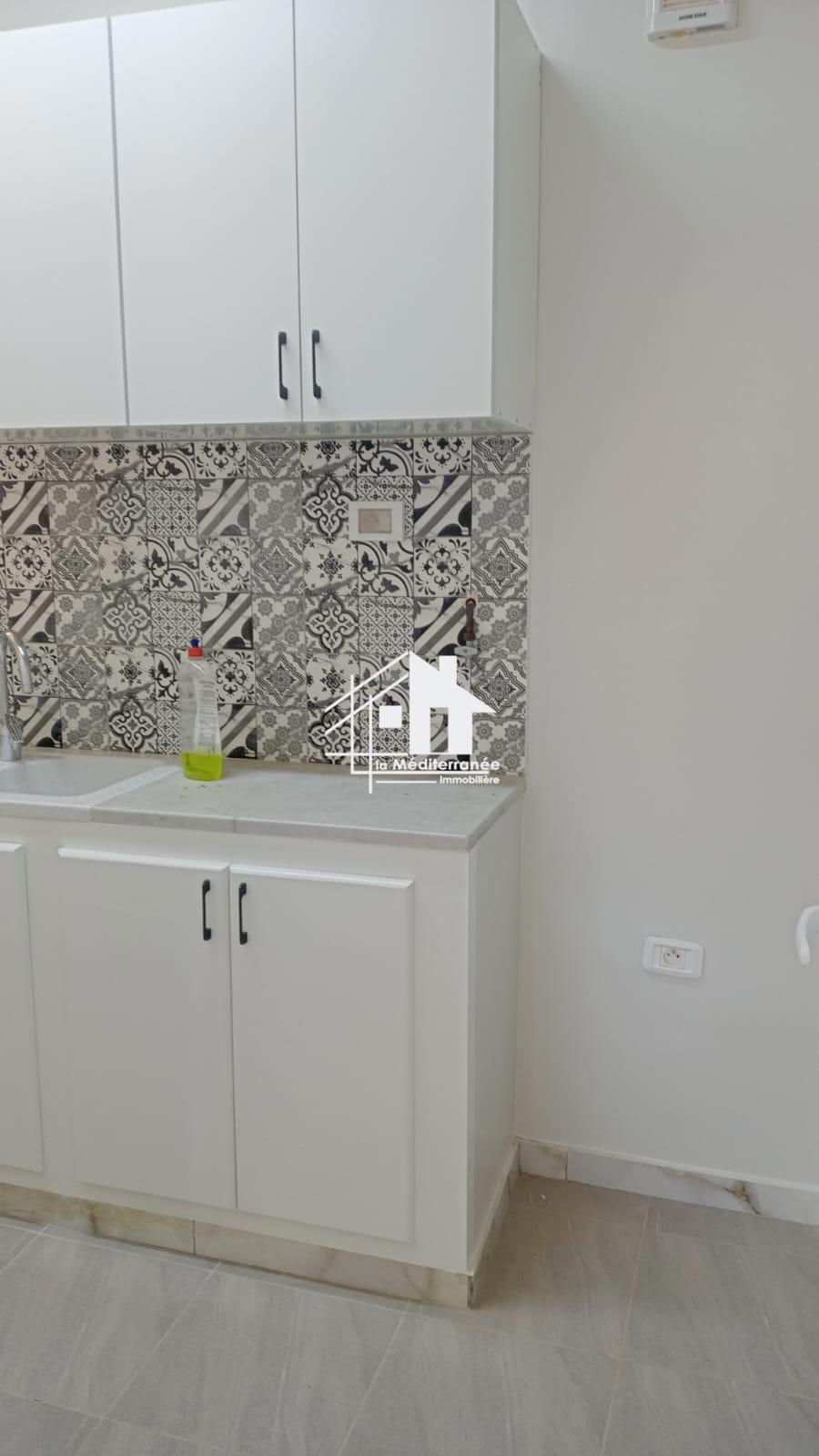 A louer appartement s+1 à cité Ennasr