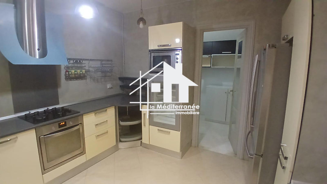 Un appartement S+3