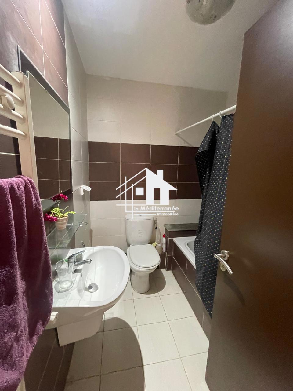 à louer un appartement s+2 aux jardins d'el menzah 2
