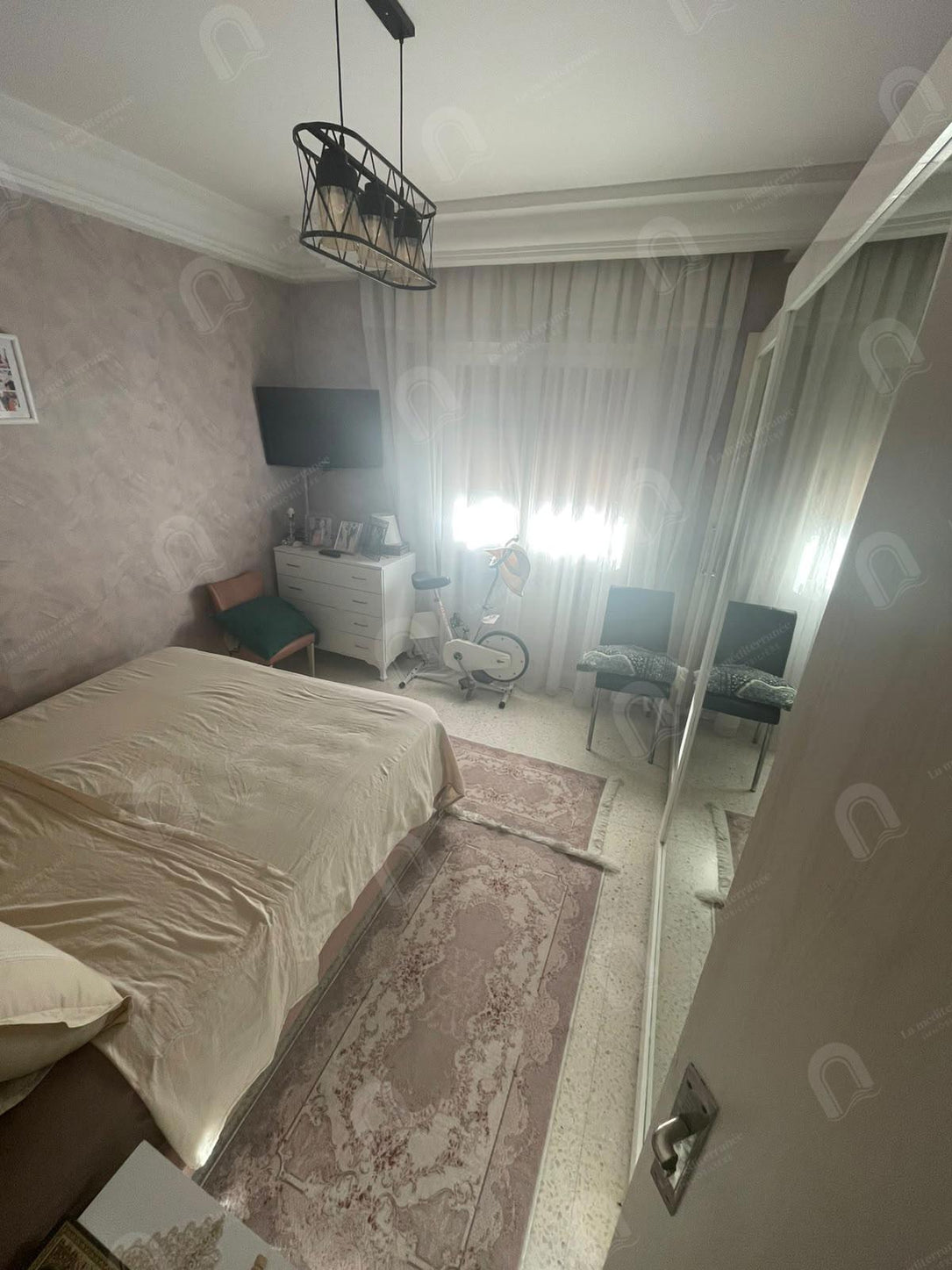 A vendre un appartement S+3 au bardo