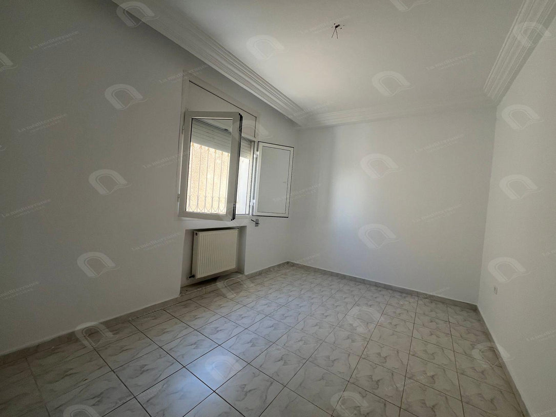 A louer étage de villa s2 à Marsa lahwech