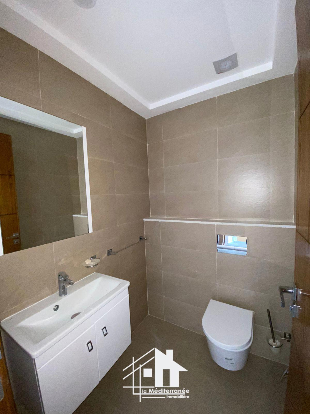 Appartement s+2 à Ain Zaghouen Nord