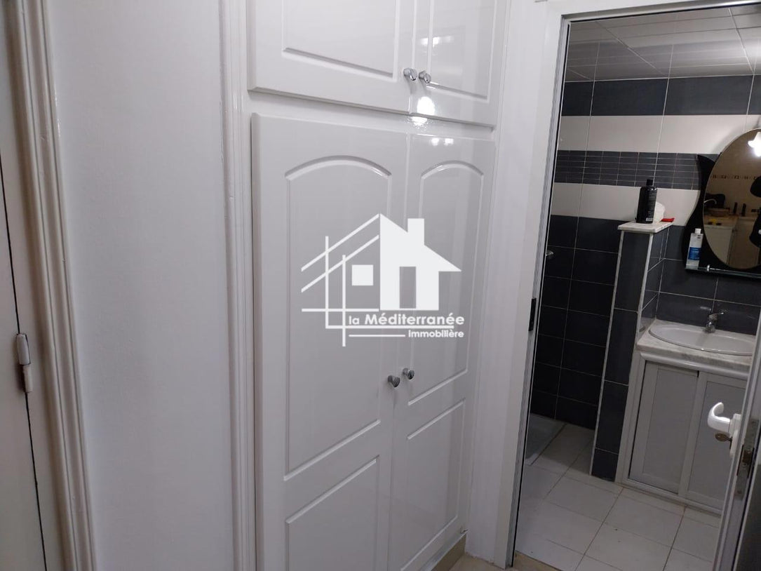 A louer étage de villa S+1 meublé au bardo 20 mars