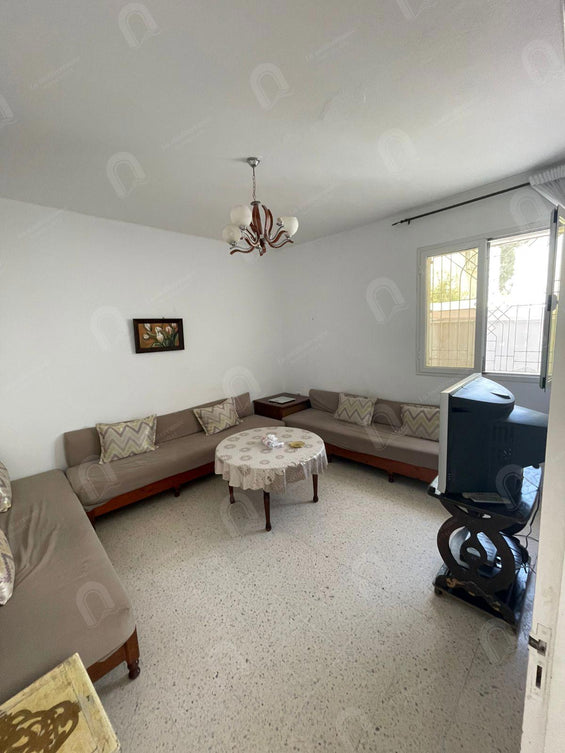 A louer un étage de villa S+3 meublé au bardo