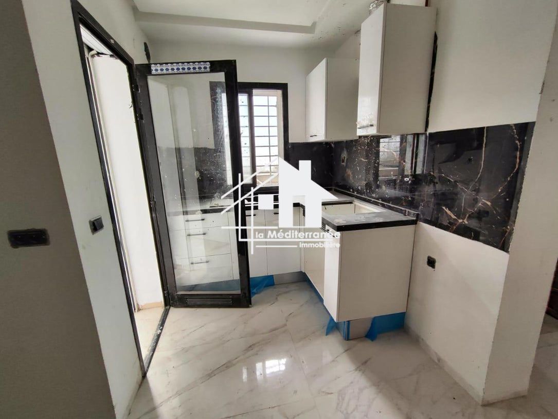 A vendre S+1 neuf Ain Zaghouan