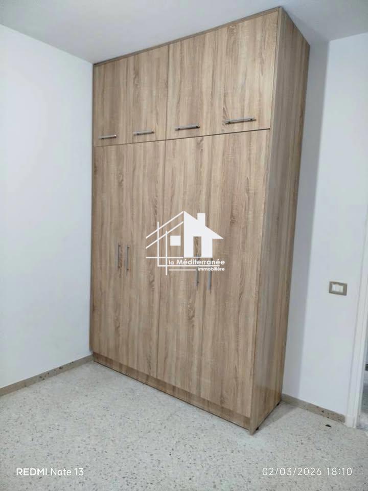 A louer appartement S+3 hst à El Manar 2