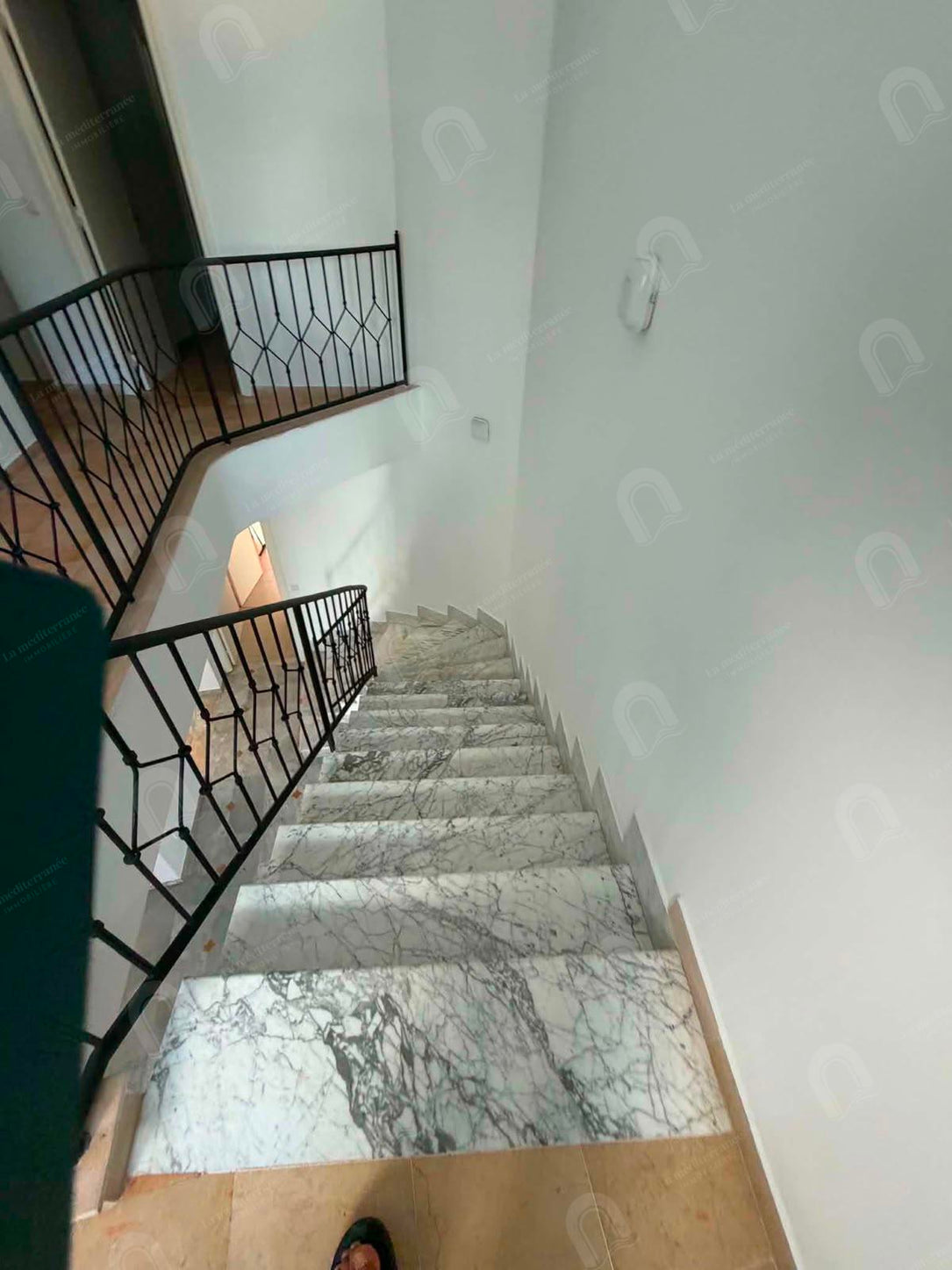 Un Duplex S+3 à louer aux les berges du lac 1