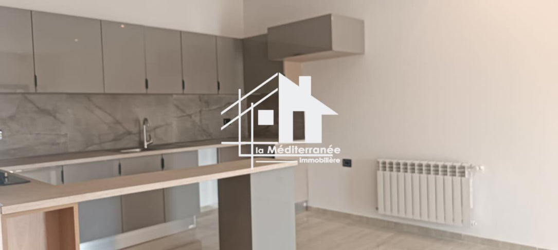 a vendre un  spacieux s+1 neuf à chotrana1