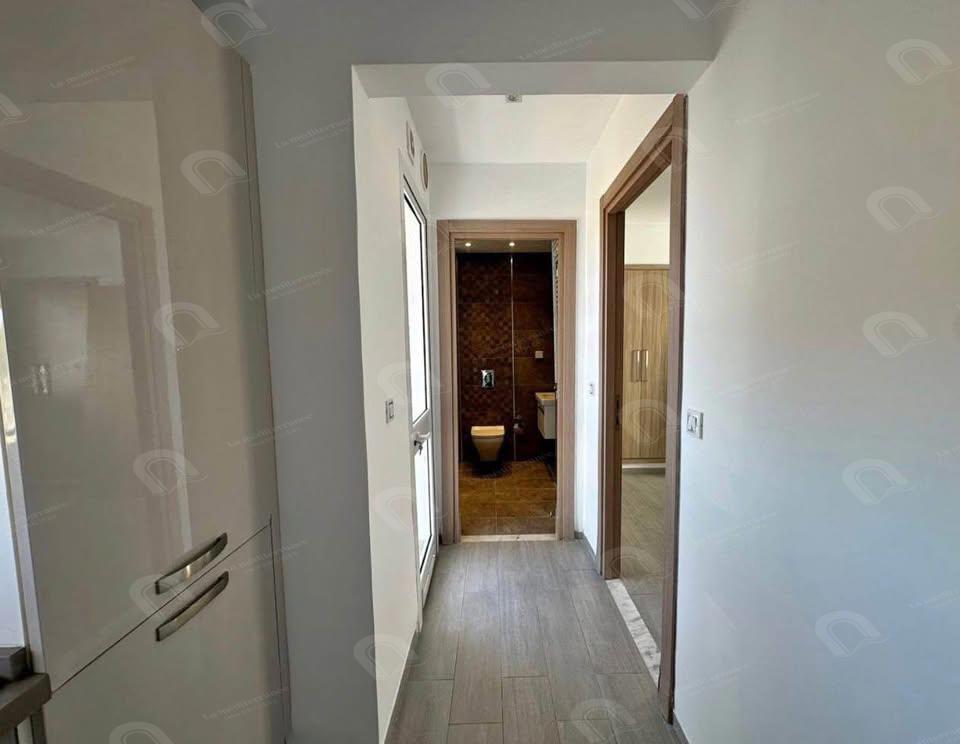 A louer appartement S+1 hst à cité ennasr