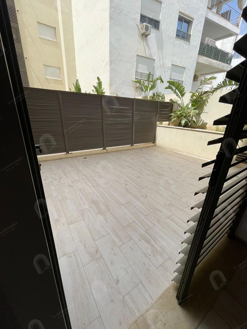 A louer un appartement s+2 à jardin d'el menzah 2