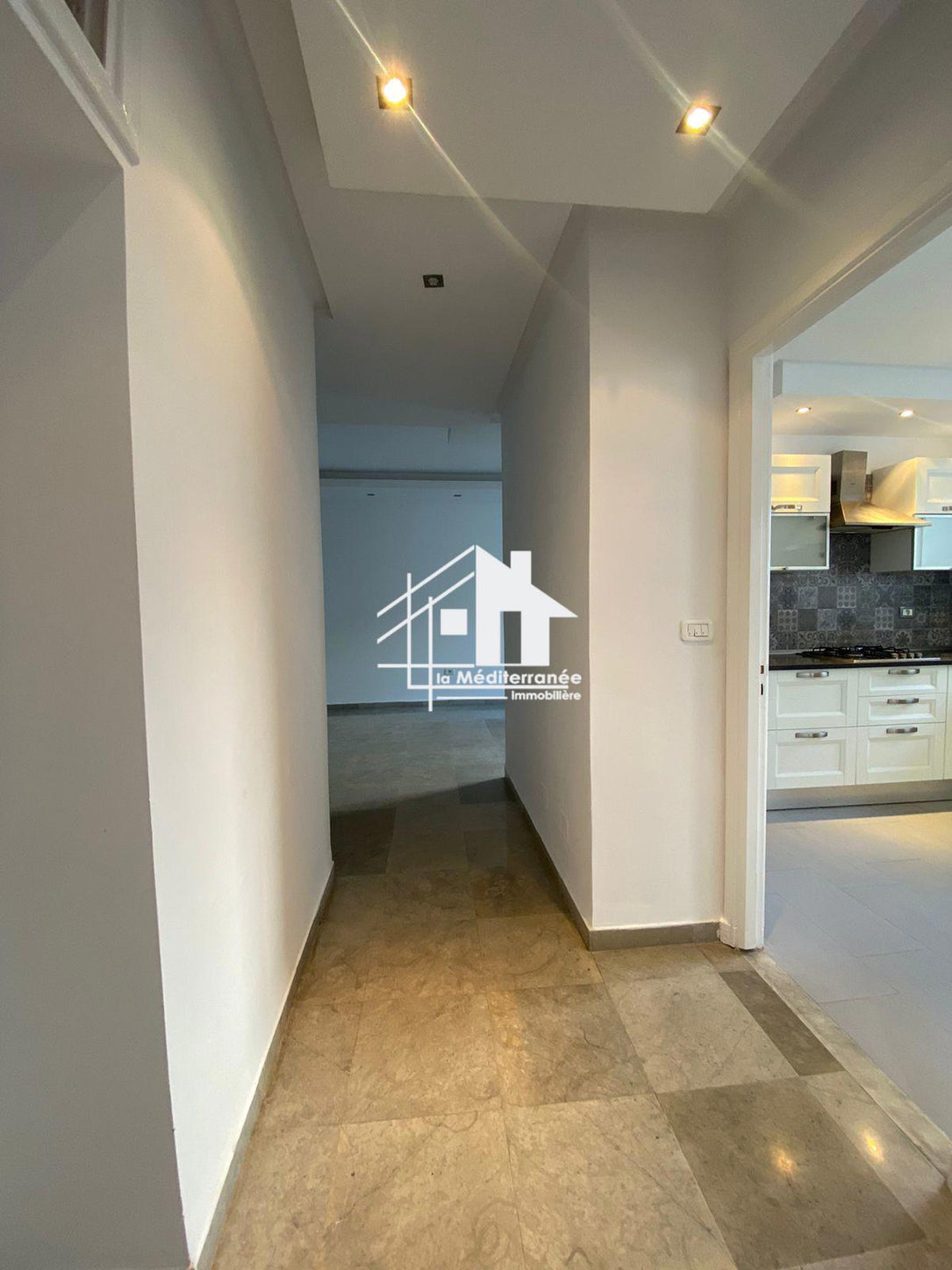 A louer appartement S+2 hst au bardo 2