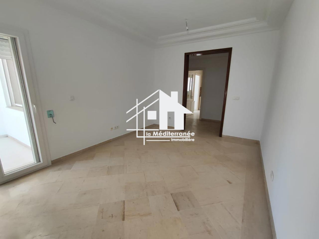 A vendre S+3 a Dar Fadhal, La Soukra