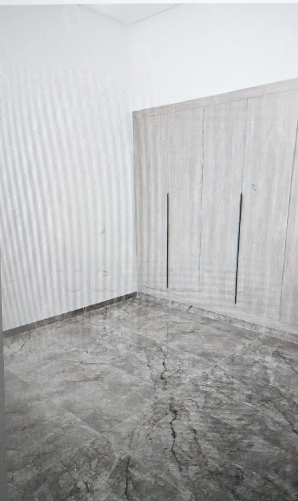 A louer s+1 a cité ennaser 2