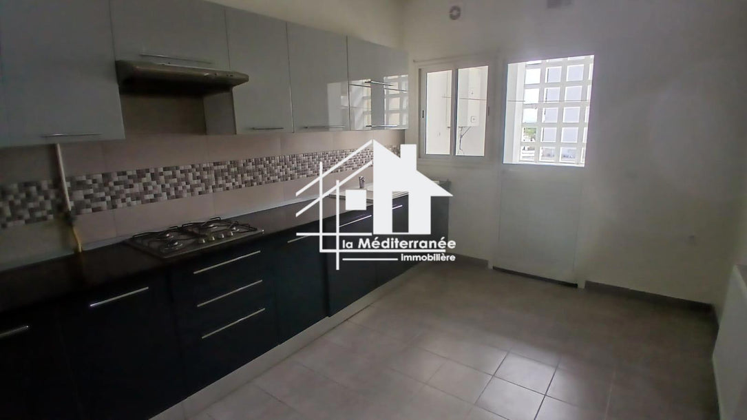A louer un appartement S+2 aux jardin de carthage