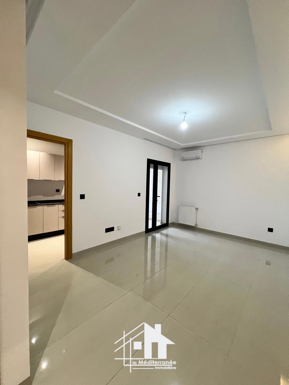 A vendre appartement S+1 à la nouvelle soukra