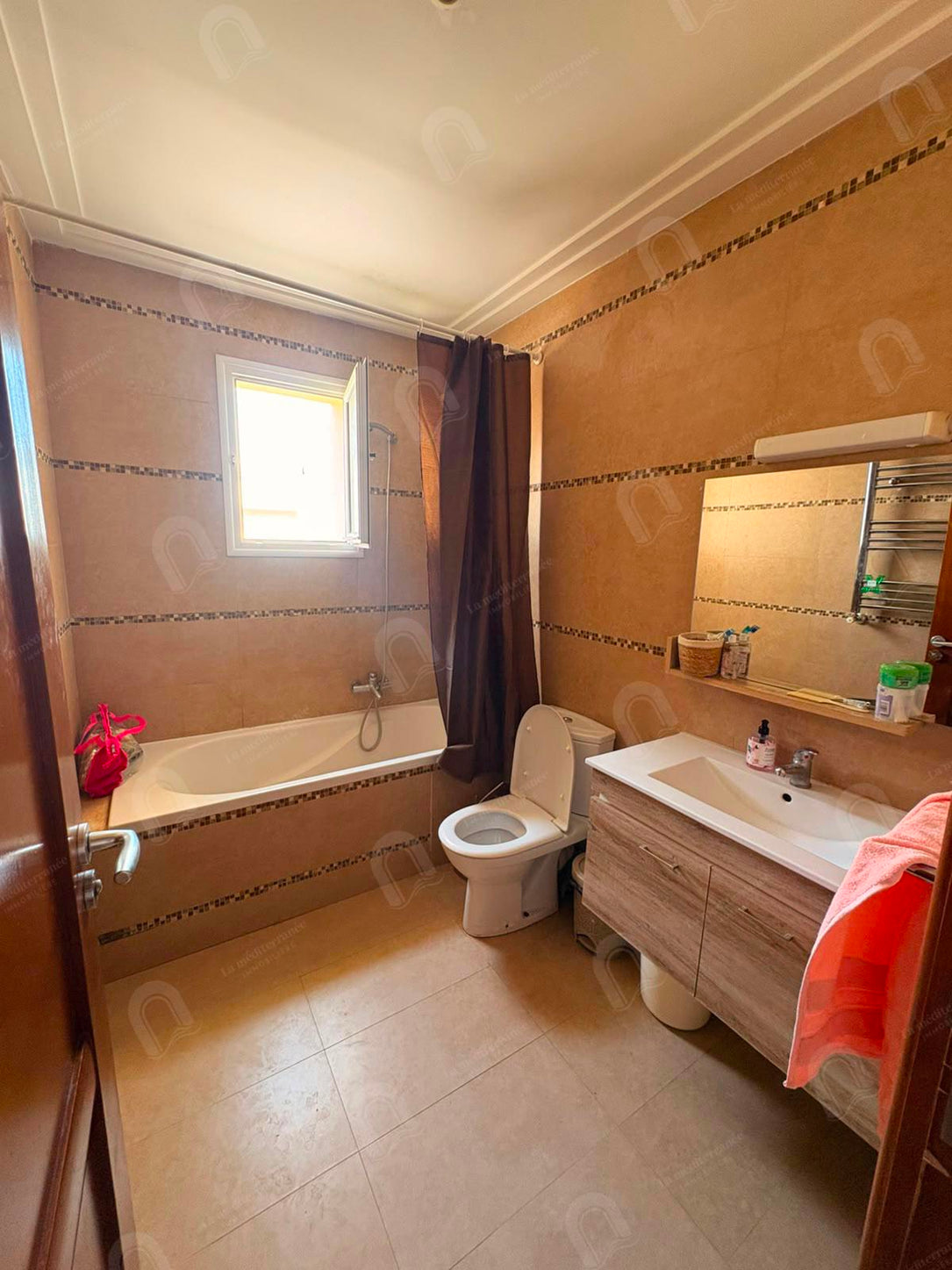 A louer un appartement s+2 à jardin d'el menzah 2