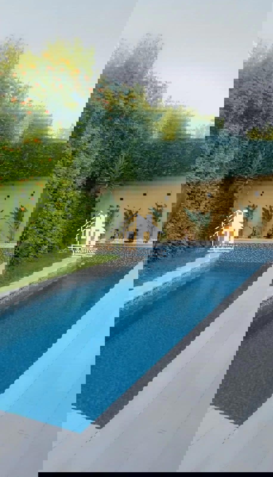 A louer une villa avec piscine à la soukra