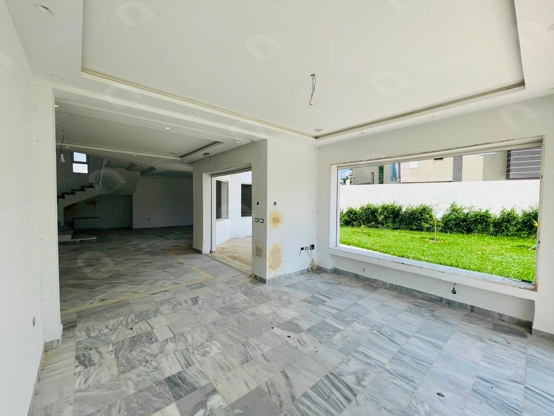 Villa a vendre à chotrana 3