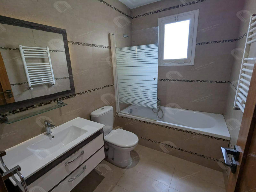A louer un appartement s+2 à jardin d'el menzah 2
