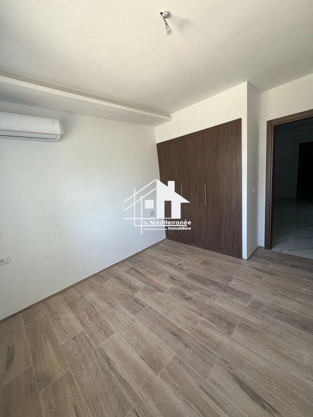A louer appartement S+1 à l'aouina
